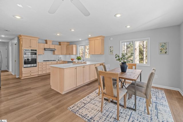 12 Yeoman Lane, Salem, SC 29676