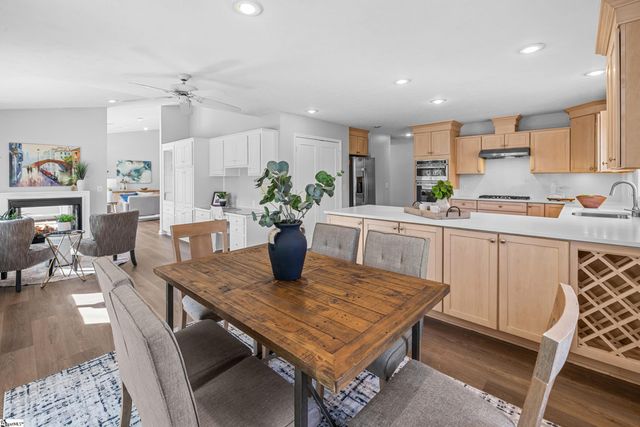 12 Yeoman Lane, Salem, SC 29676