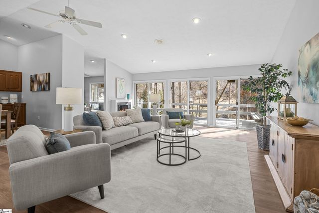 12 Yeoman Lane, Salem, SC 29676