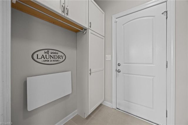 817 Blue Moon Court, Greensboro, NC 27455