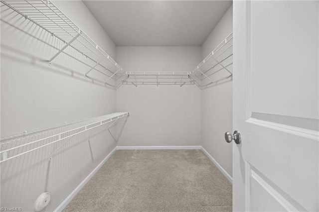 817 Blue Moon Court, Greensboro, NC 27455