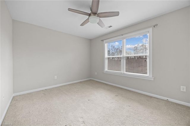 817 Blue Moon Court, Greensboro, NC 27455