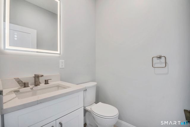 123 Scott Road, East Lyme, CT 06333