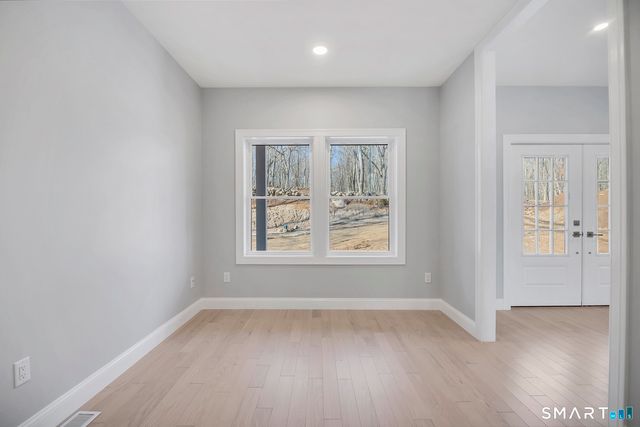 123 Scott Road, East Lyme, CT 06333