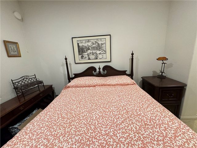 105 Plateau, Irvine, CA 92618