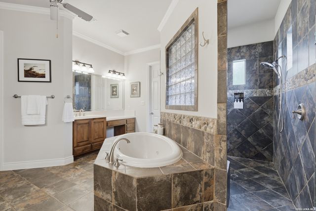 17919 Texas Emmy Ln, San Antonio, TX 78258