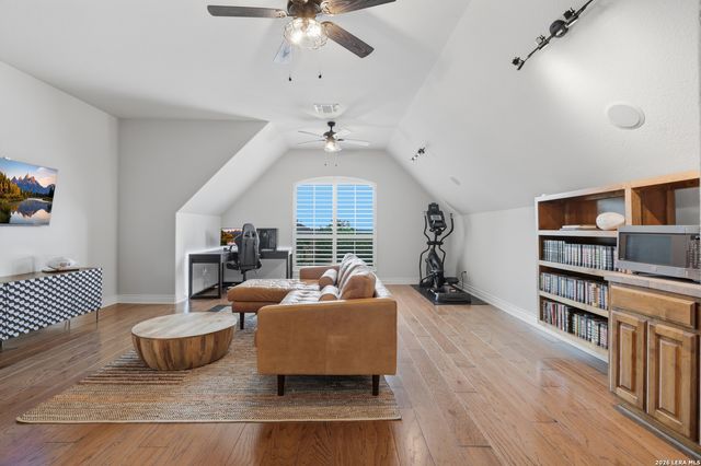 17919 Texas Emmy Ln, San Antonio, TX 78258