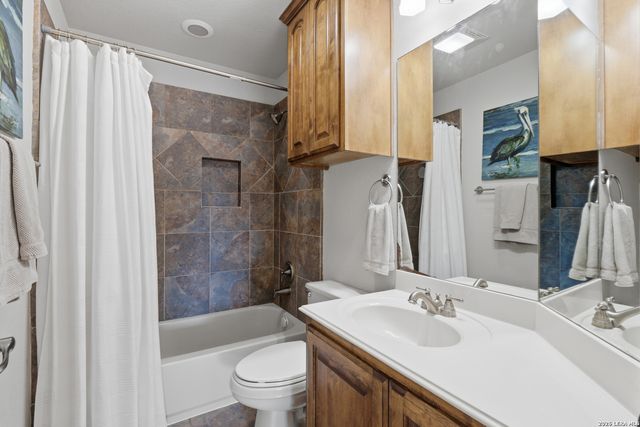 17919 Texas Emmy Ln, San Antonio, TX 78258