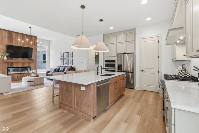17346 Newton Main Street, Westfield, IN 46074