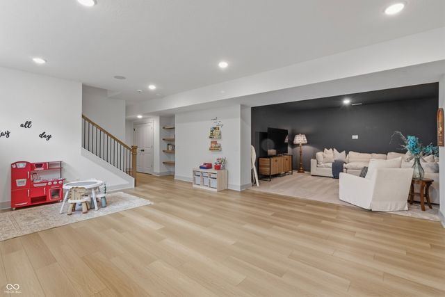 17346 Newton Main Street, Westfield, IN 46074