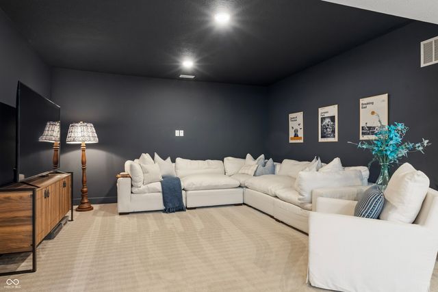 17346 Newton Main Street, Westfield, IN 46074