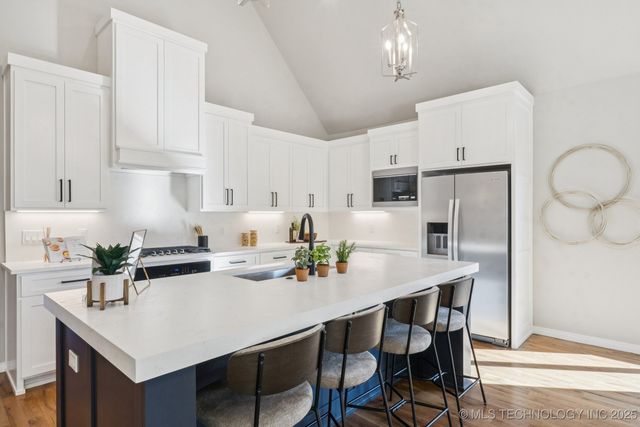 2078 E 138th Street S, Bixby, OK 74008