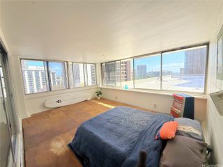 425 Ena Road 5D, Honolulu, HI 96815