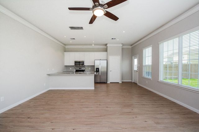 19310 Sparrow Trail, Rosharon, TX 77583