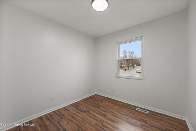 5408 Sprigwood Ln, Louisville, KY 40291