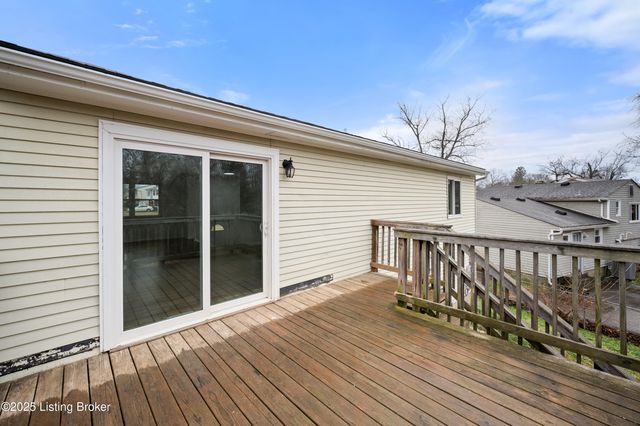 5408 Sprigwood Ln, Louisville, KY 40291