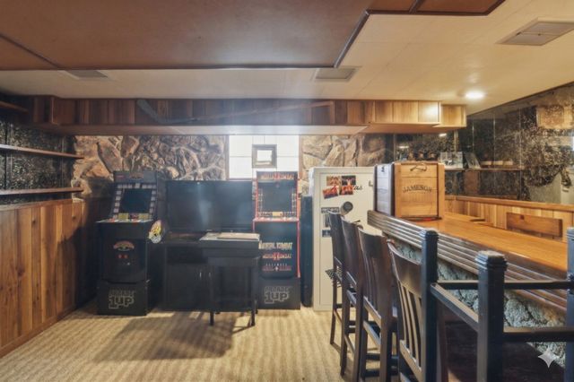 3940 N Paris Avenue, Chicago, IL 60634