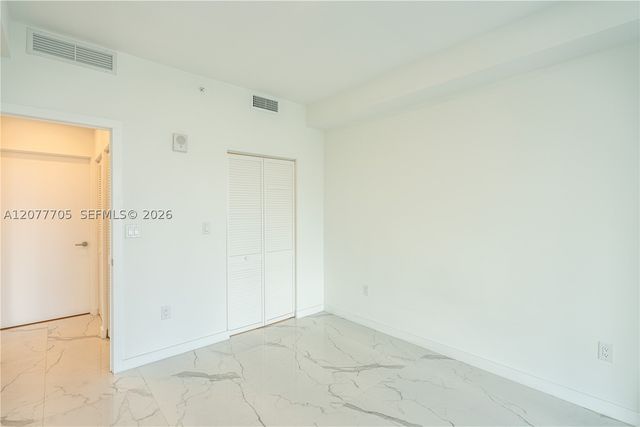 8425 Crespi Blvd 302, Miami Beach, FL 33141