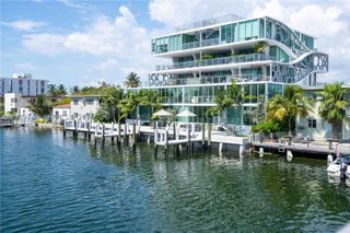 8425 Crespi Blvd 302, Miami Beach, FL 33141