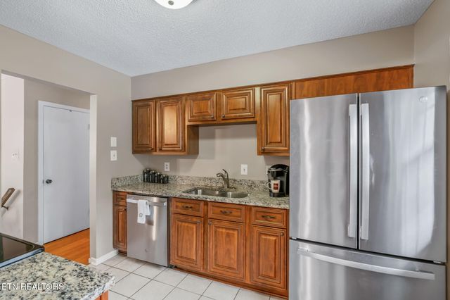 111 Tracy Lane, Oak Ridge, TN 37830