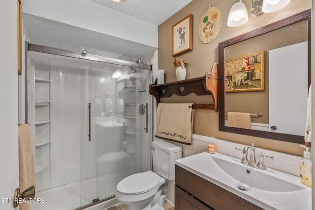 111 Tracy Lane, Oak Ridge, TN 37830