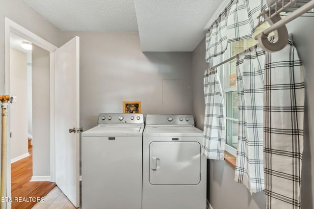 111 Tracy Lane, Oak Ridge, TN 37830
