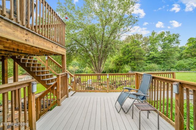 111 Tracy Lane, Oak Ridge, TN 37830