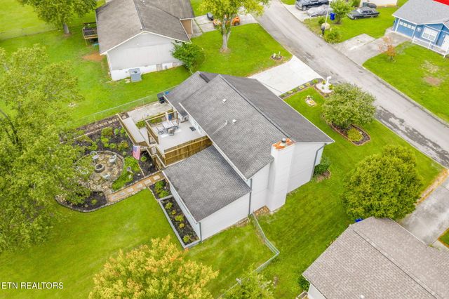 111 Tracy Lane, Oak Ridge, TN 37830
