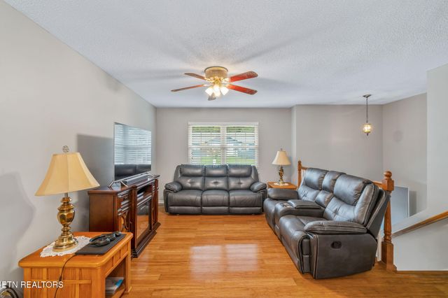 111 Tracy Lane, Oak Ridge, TN 37830