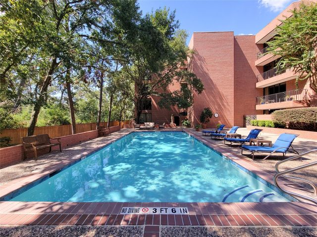 9333 Memorial Drive 414, Houston, TX 77024