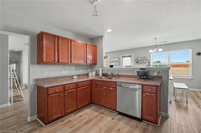 4338 Wyoming Court, Thomasville, NC 27360