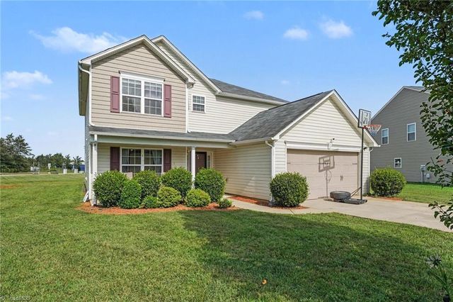 4338 Wyoming Court, Thomasville, NC 27360