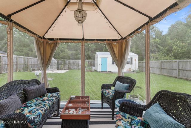 1264 Pickett Road, Jacksonville, NC 28540