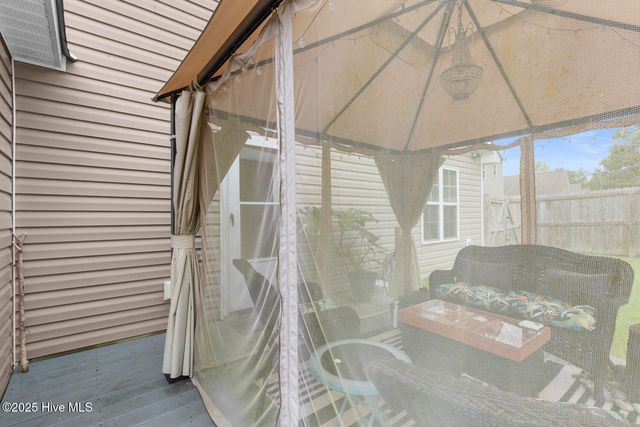 1264 Pickett Road, Jacksonville, NC 28540