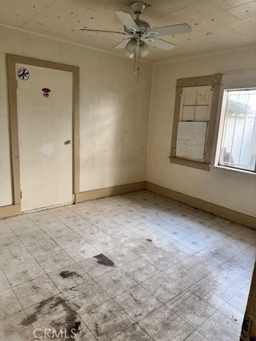 6208 Santa Fe, Huntington Park, CA 90255