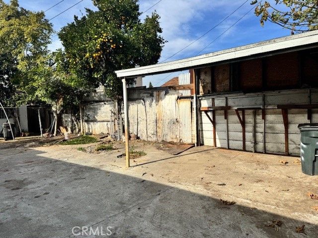 6208 Santa Fe, Huntington Park, CA 90255