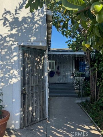 6208 Santa Fe, Huntington Park, CA 90255