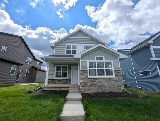 6655 Redpoll Road, Middleton, WI 53562