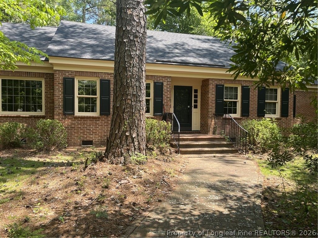 10 Trinity Drive, Lumberton, NC 28358 — exterior