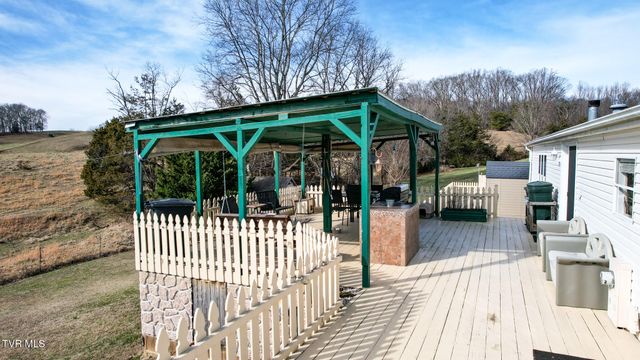 736 Susong Memorial Road, Greeneville, TN 37743