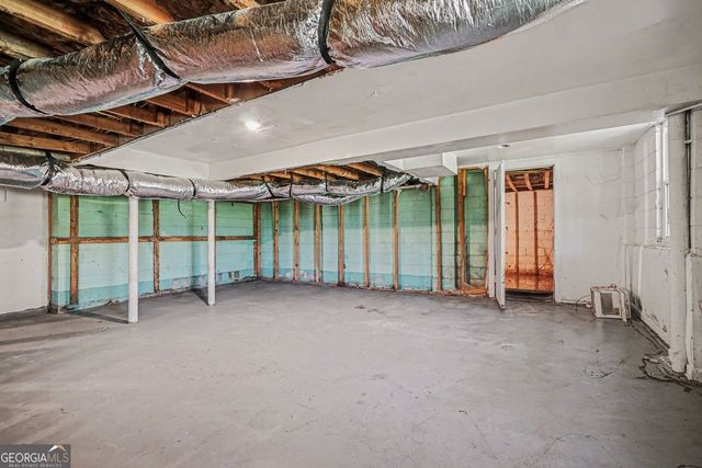 1875 Creekside Court, Decatur, GA 30032