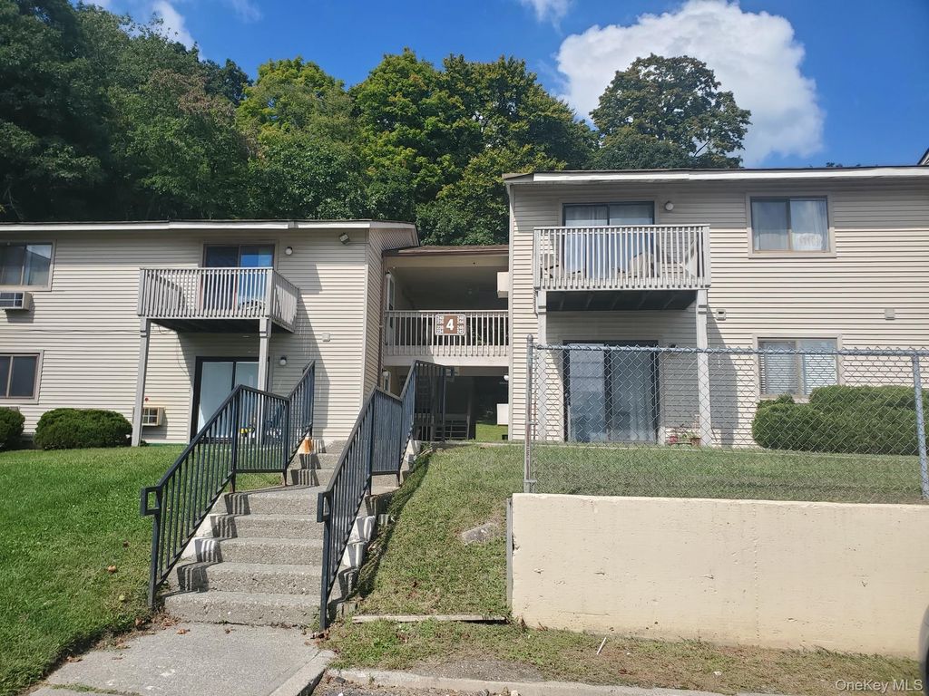 248 Concord Lane 248, Middletown, NY 10940