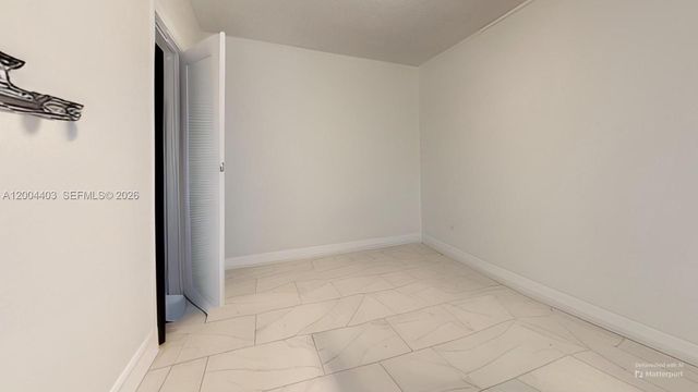 220 SW 8th Ave 1-2, Hallandale Beach, FL 33009