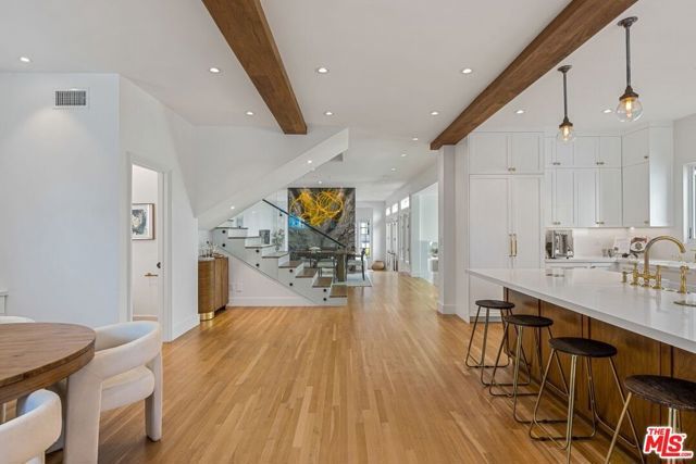 128 Roma Court, Marina Del Rey, CA 90292