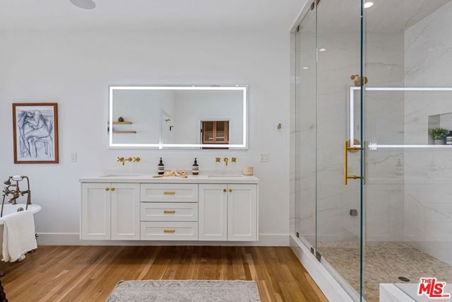 128 Roma Court, Marina Del Rey, CA 90292