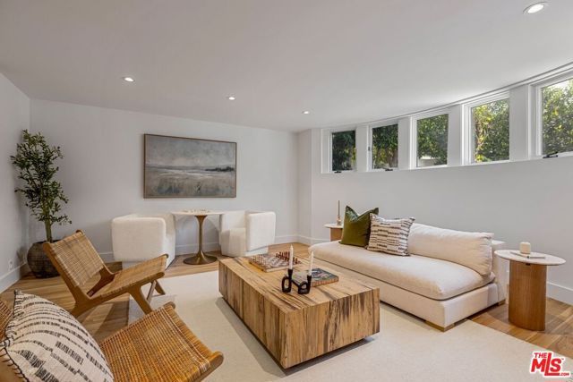 128 Roma Court, Marina Del Rey, CA 90292
