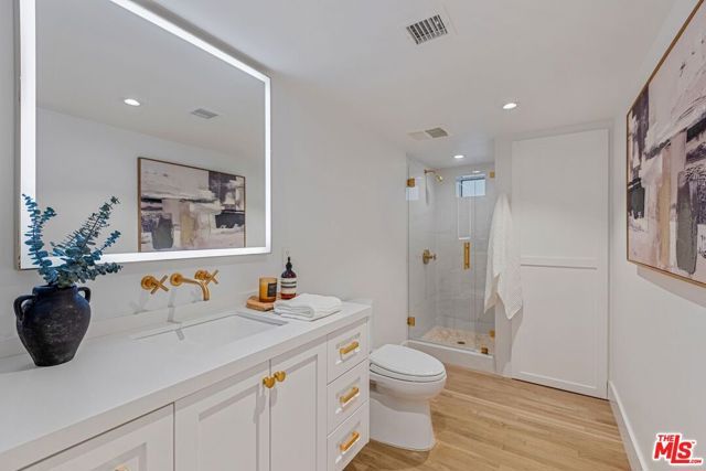 128 Roma Court, Marina Del Rey, CA 90292