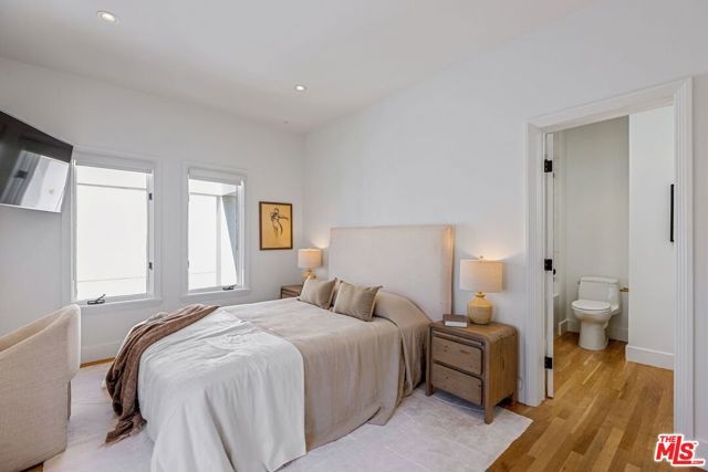 128 Roma Court, Marina Del Rey, CA 90292
