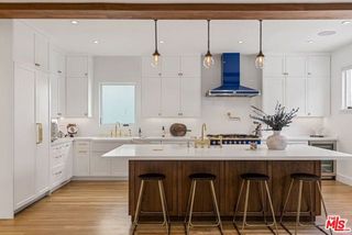 128 Roma Court, Marina Del Rey, CA 90292