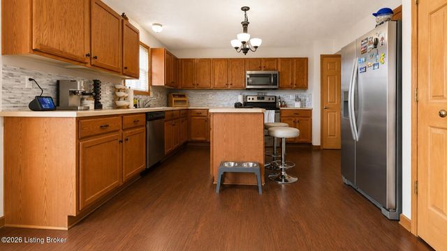 10308 Arbor Oak Dr, Louisville, KY 40229